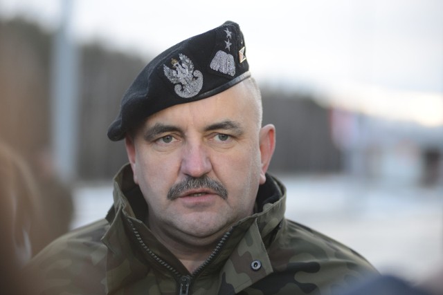 Gen. Jarosława Mikę na stanowisko dowódcy generalnego rodzajów sił zbrojnych mianował prezydent Andrzej Duda. Dowódca Czarnej Dywizji z Żagania otrzymał nominację we wtorek, 7 stycznia, po południu.