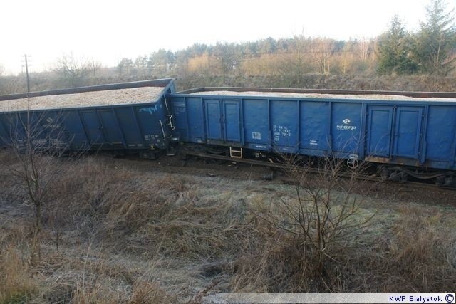 Strabla. Pociąg towarowy wykoleił się na trasie Białystok - Siedlce [FOTO]