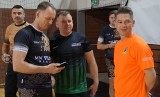 Gwiazdy futbolu w Piłkarskim Dniu Niepodległości w Ostrowcu. Zagrali Kobylański, Pietrasiak, Żelazowski, Budka [AKTUALIZACJA, DUŻO ZDJĘĆ]