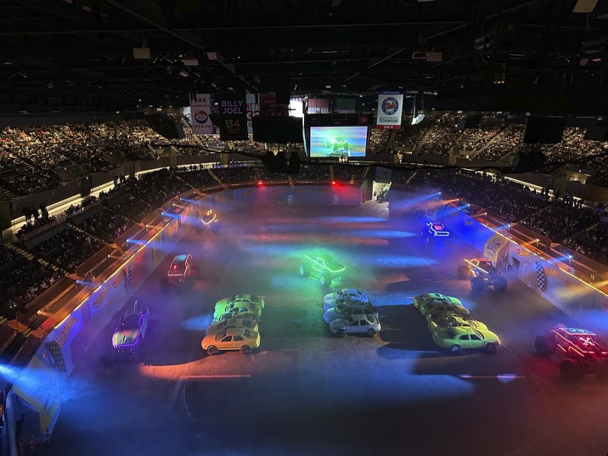 Hot Wheels Monster Trucks Live™ Glow Party™ rozświetli Atlas Arenę w Łodzi  23-24.03.2024