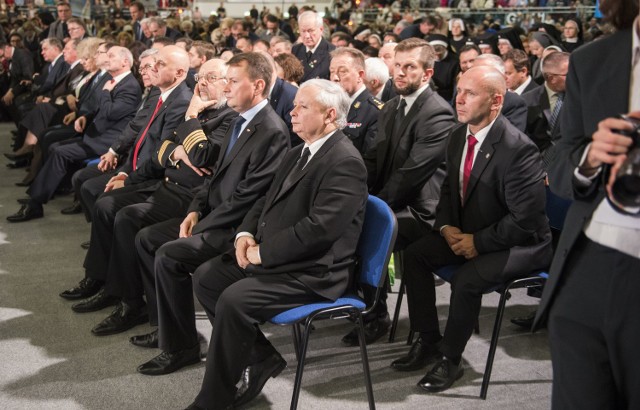 Joachim Brudziński, Mariusz Błaszczak i Jarosław Kaczyński byli na urodzinach radia rok temu