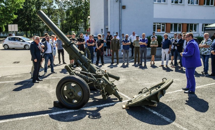 Uczniowie Zespołu Szkół Samochodowych w Bydgoszczy...