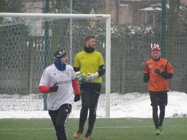 Piłkarze Olimpii Pogoni Staszów w sobotę zagrają mecz kontrolny ze Stalą Kraśnik.