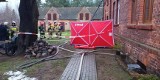 Tragiczny pożar w Korzybiu. Zginęła kobieta. Osiem zastępów straży w akcji (zdjęcia)