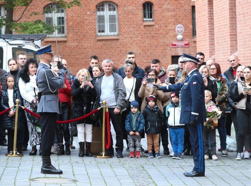 Uroczyste ślubowanie nowych funkcjonariuszy...