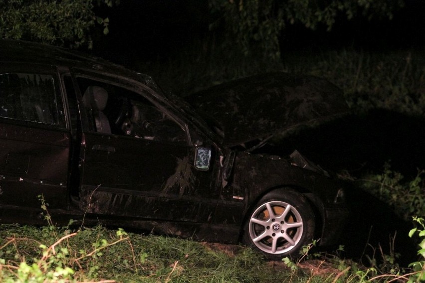 Wypadek w Ratowicach, BMW wpadło do Odry, 17.05.2015