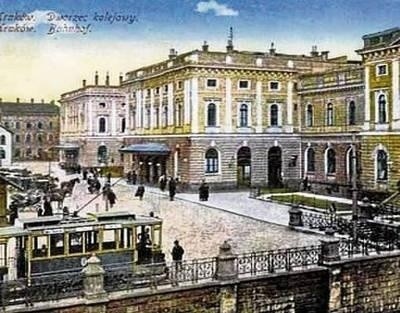 Tak wyglądał Dworzec Główny w Krakowie w latach 1910-15. Później był wiele razy przebudowywany FOT. NAC