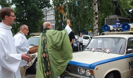 Święcili samochody na św. Krzysztofa (galeria zdjęć)