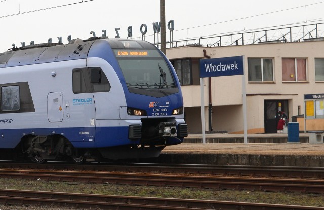 Szykują się  zmiany w nowym rozkładzie jazdy pociągów na  linii  Włocławek - Kutno. To efekt rozmów,  jakie prowadzą urzędy marszałkowskie  w Toruniu i Łodzi.
