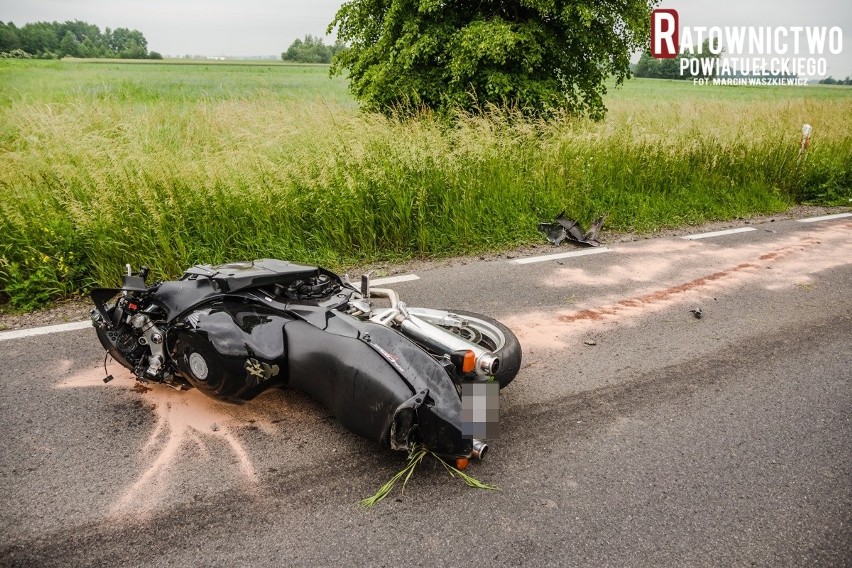 Prostki. Śmiertelny wypadek motocyklisty. Uderzył w samochód...