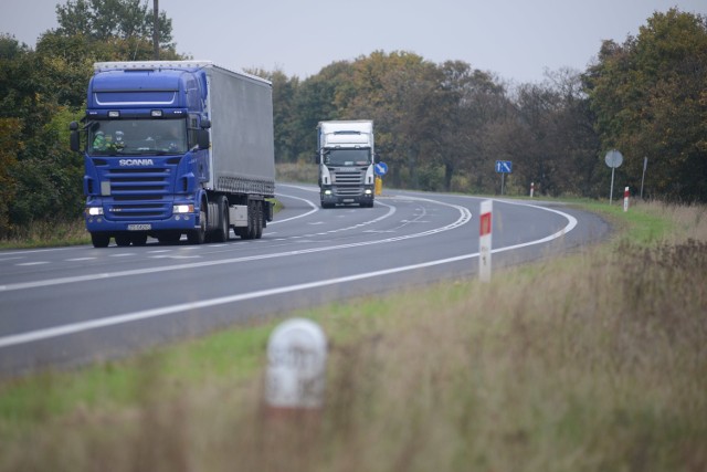 Po nowych drogach mamy jeździć z prędkością 90 km/h