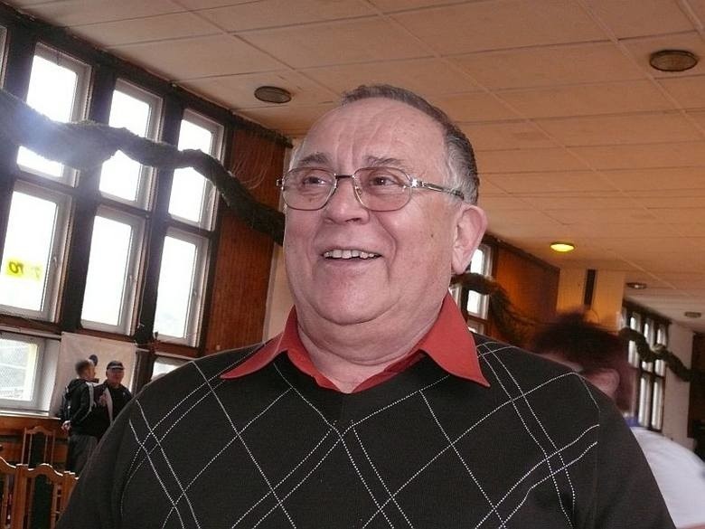Dziś pogrzeb Bogumiła Bujaka, znanego sportowego działacza. Przez wiele lat był prezesem Startu Kielce [ZDJĘCIA]