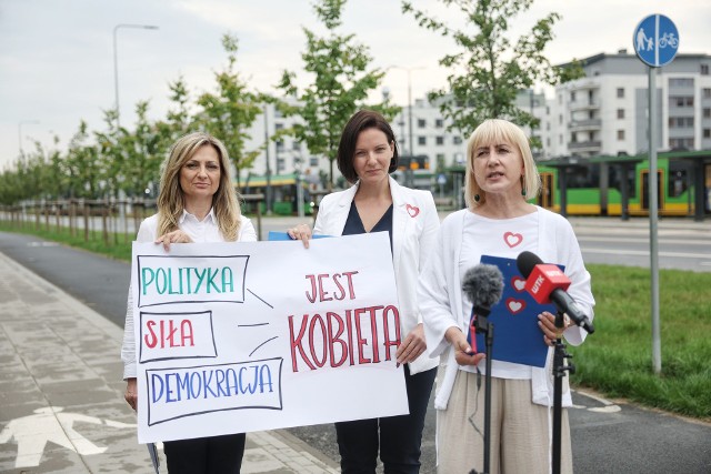 Elżbieta Nawrocka, Tatiana Sokołowska, Maria Lisiecka – Pawełczak oraz Dominika Zenka – Podlaszewska były obecne na konferencji prasowej Koalicji Obywatelskiej, na której zapowiedziały konkrety dla kobiet.