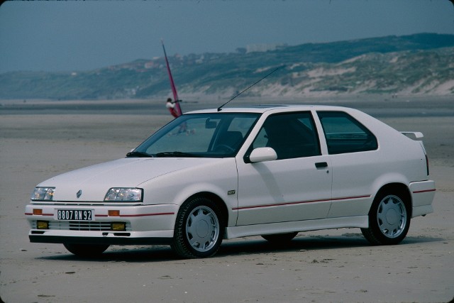 Renault 19 16V Model 1989 Fot: Renault