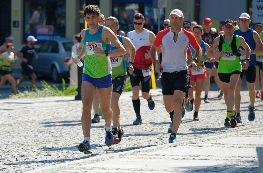 Ponad 200 osób wystartowało w trzeciej edycji Ultramaratonu...