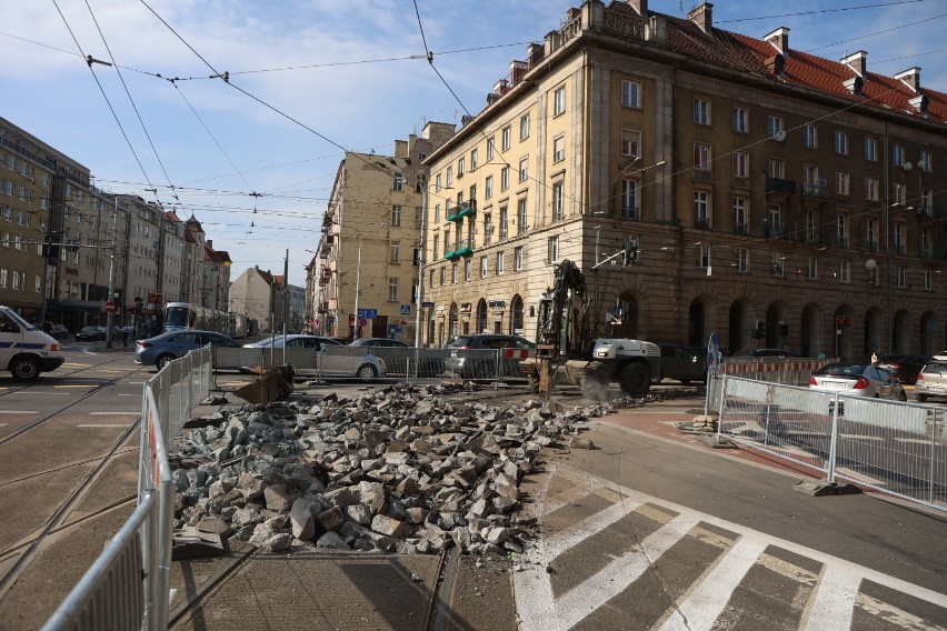 Remont torowiska przy ul. Świdnickiej ruszył 24 września.