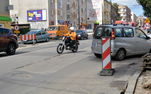 Ul. Narutowicza w Lublinie. Przebudowa ulicy na odcinku od Piłsudskiego do Muzycznej trwa od początku czerwca