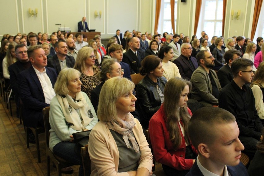 Stypendyści w delegaturze Urzędu Wojewódzkiego w Koszalinie