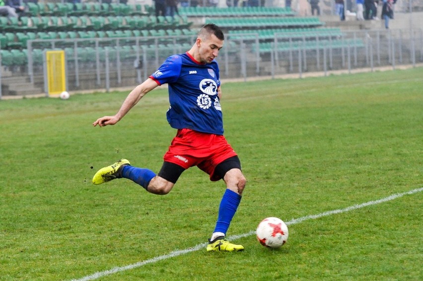 Malapanew ozimek - lzs starowice dolne 4 liga opolska pilka...