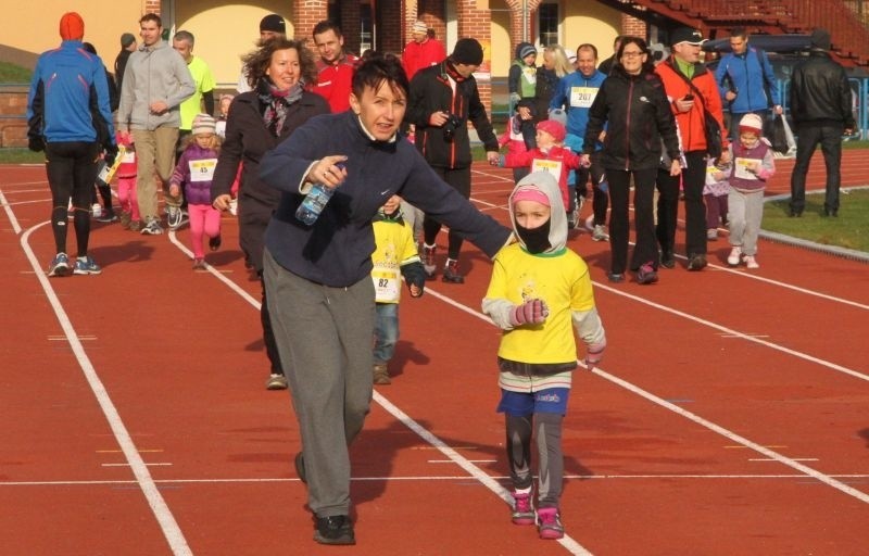 W biegu z dzieckiem wystartowała Monika Kiniorska – jedna z...