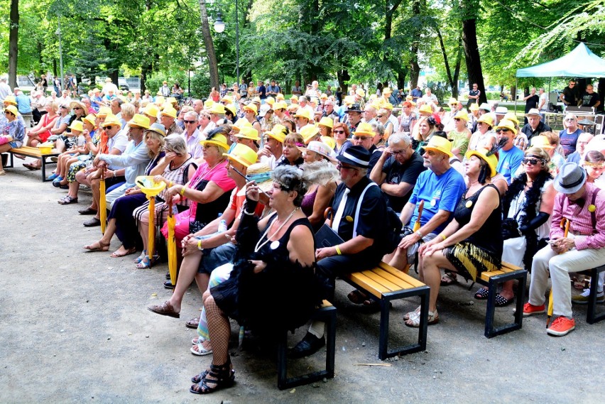 Radom. Wystartował radosny Café Jazz Festival. Są koncerty w parku i na Borkach. Muzyka będzie królowała do niedzieli