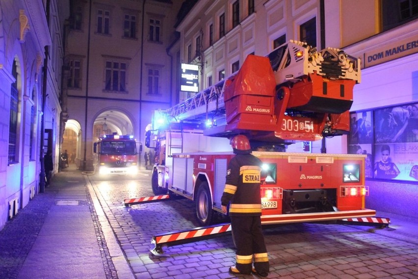 Pożar we wrocławskim Ratuszu. Paliło się na zapleczu sali sesyjnej