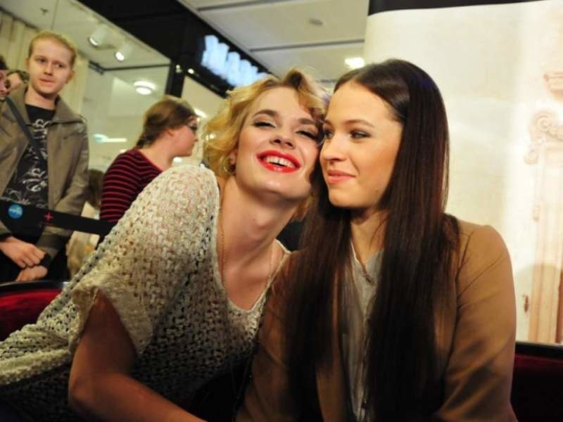 Michalina Manios (z lewej) i Ania Bałon z programu Top Model...