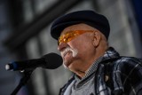 Lech Wałęsa trafił do szpitala. Wcześniej były prezydent miał zasłabnąć
