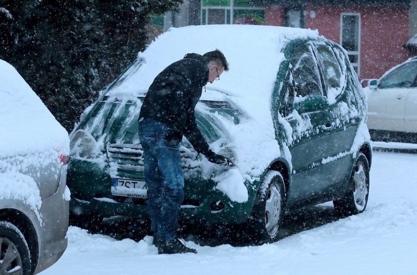 Atak zimy w Szczecinie. Czy drogowcy dali się zaskoczyć? [ZDJĘCIA] 10.12.2021 