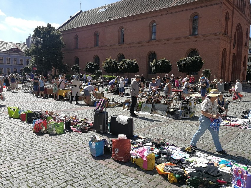 Toruński Pchli Targ to cykliczna, organizowana od kilku lat...