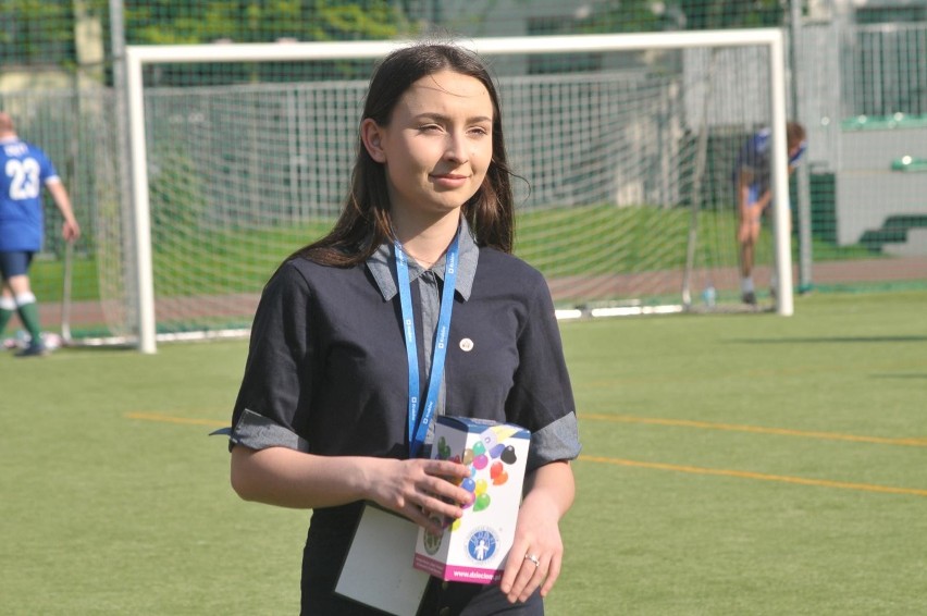 Mecz charytatywny radnych dla 12-letniej Amelki