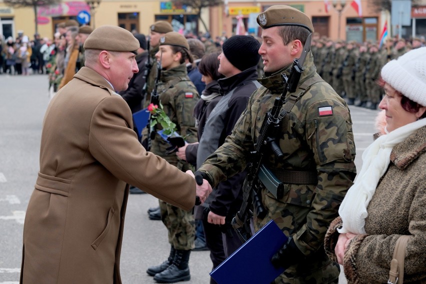 Przysięga wojskowa żołnierzy obrony terytorialnej w...