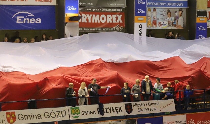 PlusLiga. Cerrad Enea Czarni Radom pokonali w czwartej kolejce 3:0 MKS Będzin. MVP meczu został Karol Butryn, atakujący radomskiego zespołu