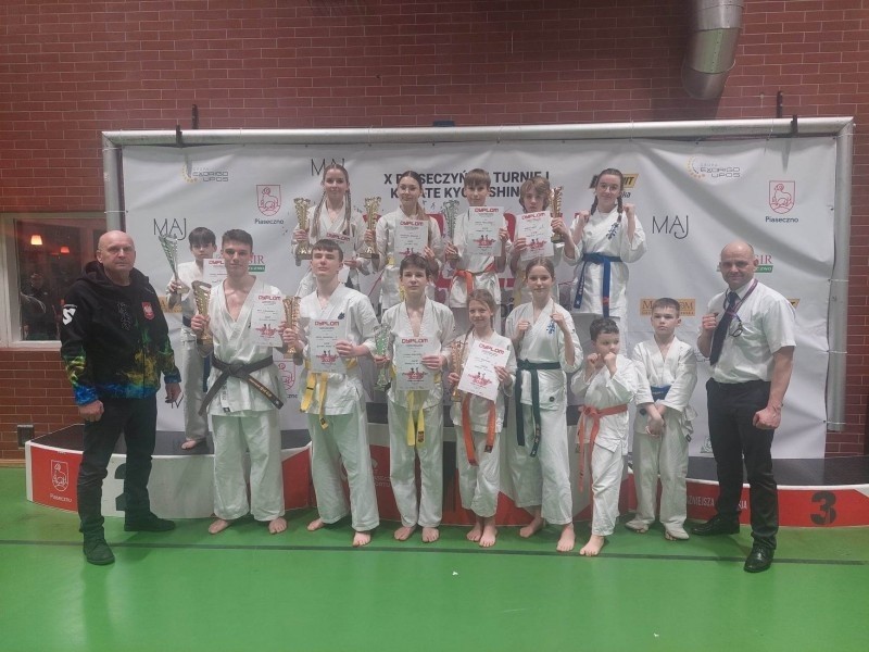 Ostrołęcki Klub Karate Kyokushin rywalizował w 10. Ogólnopolskim Turnieju MAZOVIA CUP w Piasecznie, 1.04.2023