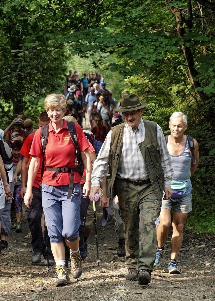 Odkryj Beskid Wyspowy. Ze Szczebla złoto dobywano... 4 sierpnia na podbój „piramidalnej góry Strzebel”