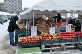 Ceny owoców i warzyw na kieleckich bazarach we wtorek 28 grudnia. Duże zaskoczenie. Po świętach przyszły podwyżki  