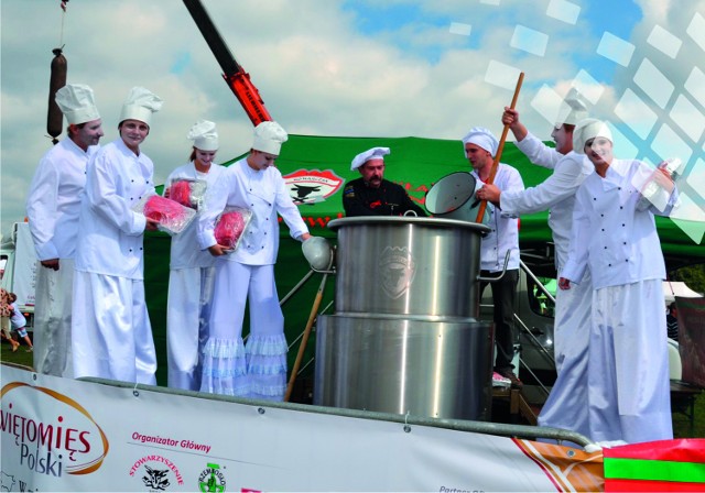 Pokazy gotowania w wykonaniu zawodowych kucharzy i mistrzów tej sztuki - to obowiązkowy punkt festiwalu.