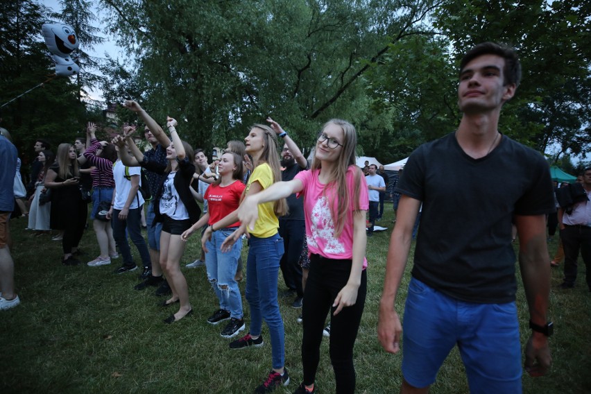 W Parku Słupna na dobrą zabawę zjawiły się tłumy