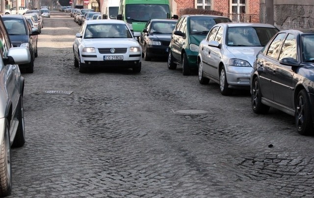 Nawierzchnia ulicy Kościuszki w Grudziądzu jest tragiczna. Jej remont jest bardzo pilny