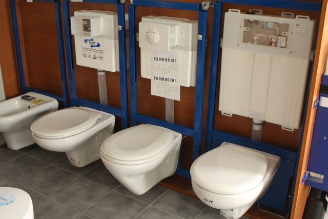 Jeśli koszty modernizacji łazienki zmieszczą się w 10 tysiącach złotych, to jest to w miarę tanio.