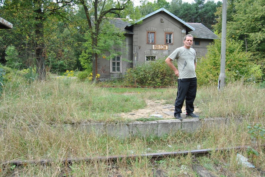 Bolęcin. Dziś licytacja dworca PKP. Ktoś go uratuje? [ZDJĘCIA]