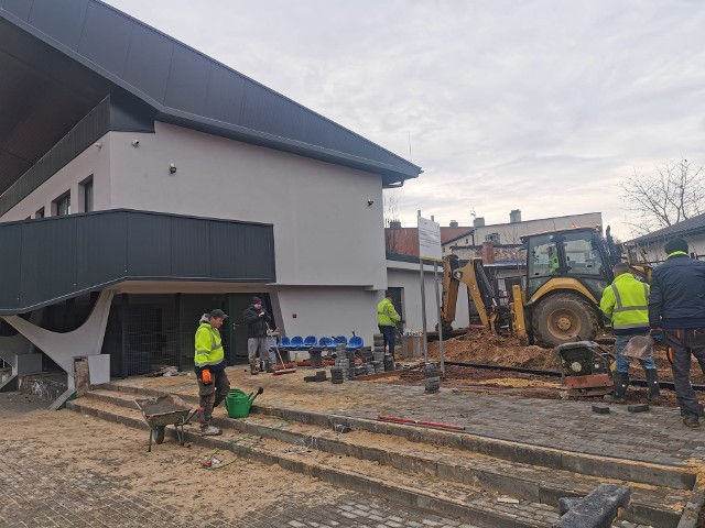 Oto nowy stadion miejski im. Józefa Pawełczyka w Czeladzi. Zobaczcie, jak się zmieniał Zobacz kolejne zdjęcia/plansze. Przesuwaj zdjęcia w prawo naciśnij strzałkę lub przycisk NASTĘPNE