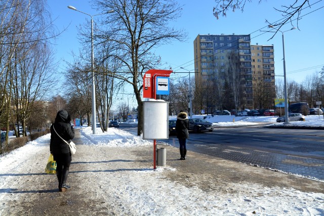 Brak ławek doskwiera najstarszym mieszkańcom