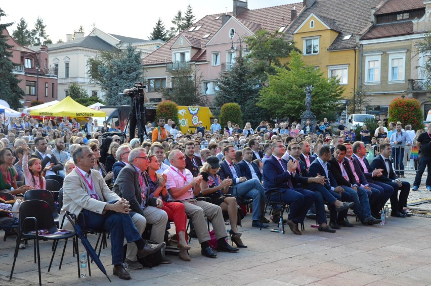 Myślenice. Kolorowe widowisko na początek weekendu pełnego wrażeń!