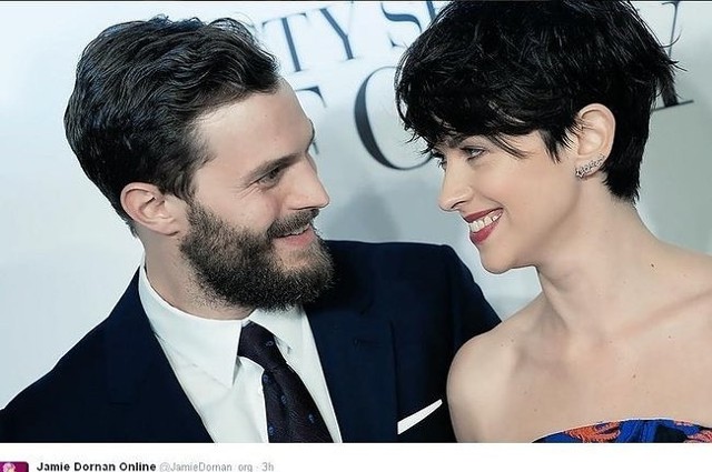 Jamie Dornan i Amelia Warner (fot. screen z Twitter.com)