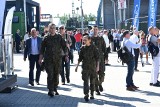 Oblężenie podczas drugiego dnia Międzynarodowego Salonu Przemysłu Obronnego w Targach Kielce. Zobacz zdjęcia