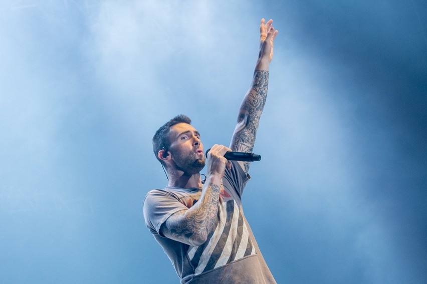 Maroon 5 w Krakowie przyciągnął do Taruon Arena Kraków tłumy...