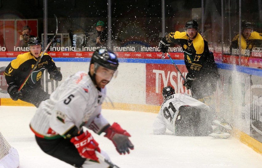 Mecze GKS Tychy z GKS Katowice zawsze dostarczają kibicom...