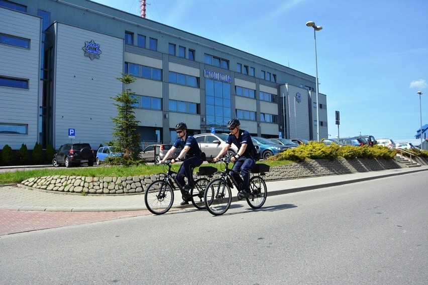 Nowy Sącz. Policjanci przesiadają się na rowery i patrolują miasto
