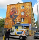 Przy ul. Narutowicza 59 powstał mural. Brudna ściana zmieniła się w dzieło sztuki